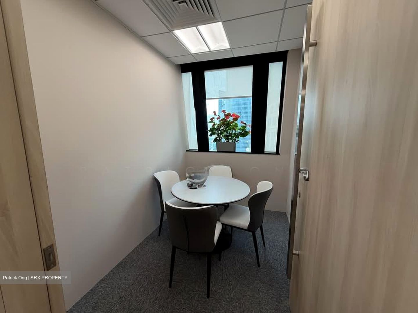 Republic Plaza (D1), Office #589179381